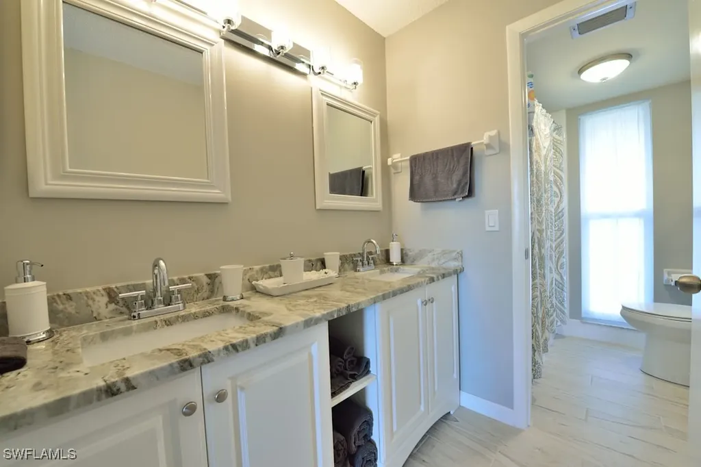229 Palm Drive Naples FL 34112