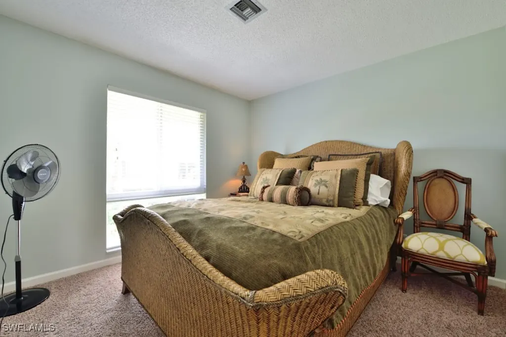 229 Palm Drive Naples FL 34112