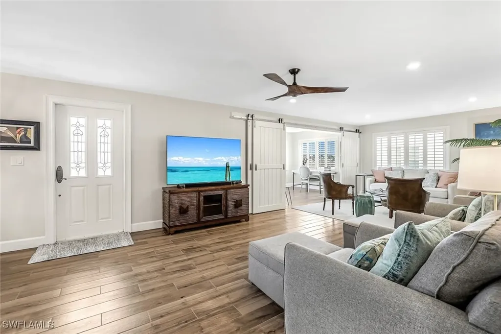 1100 8th Avenue S Naples FL 34102