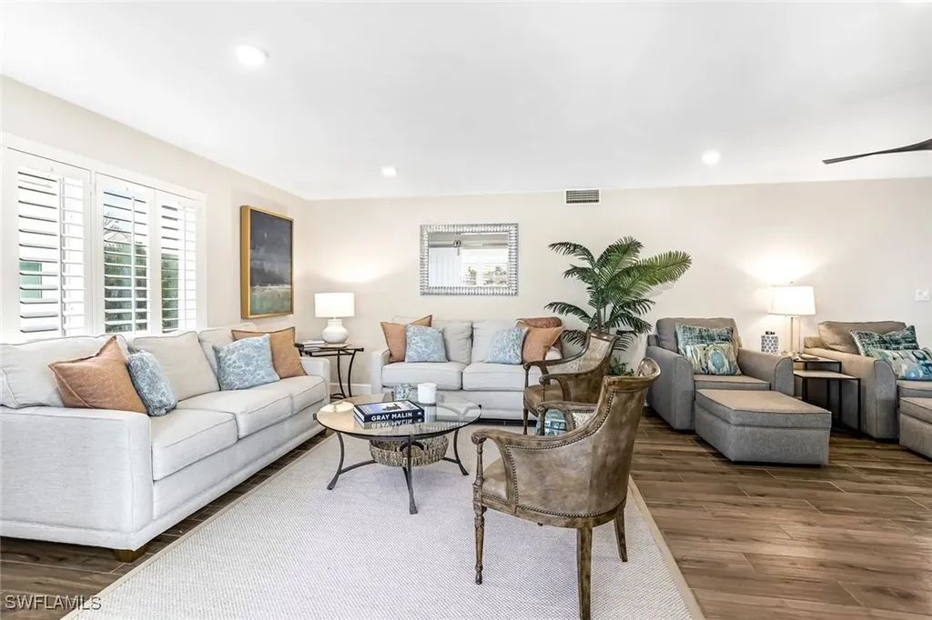 1100 8th Avenue S Naples FL 34102