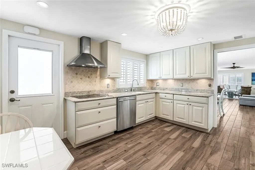 1100 8th Avenue S Naples FL 34102