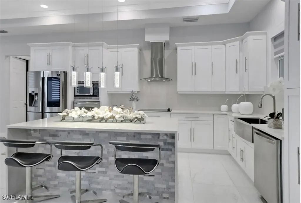 2394 45th Avenue NE Naples FL 34120
