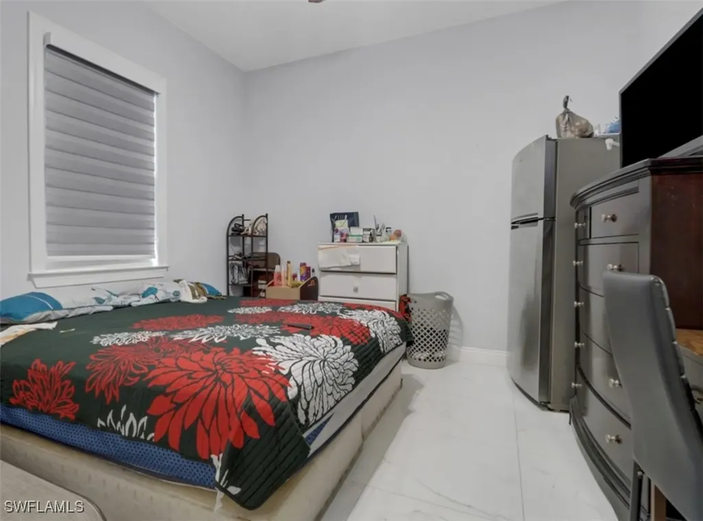2394 45th Avenue NE Naples FL 34120