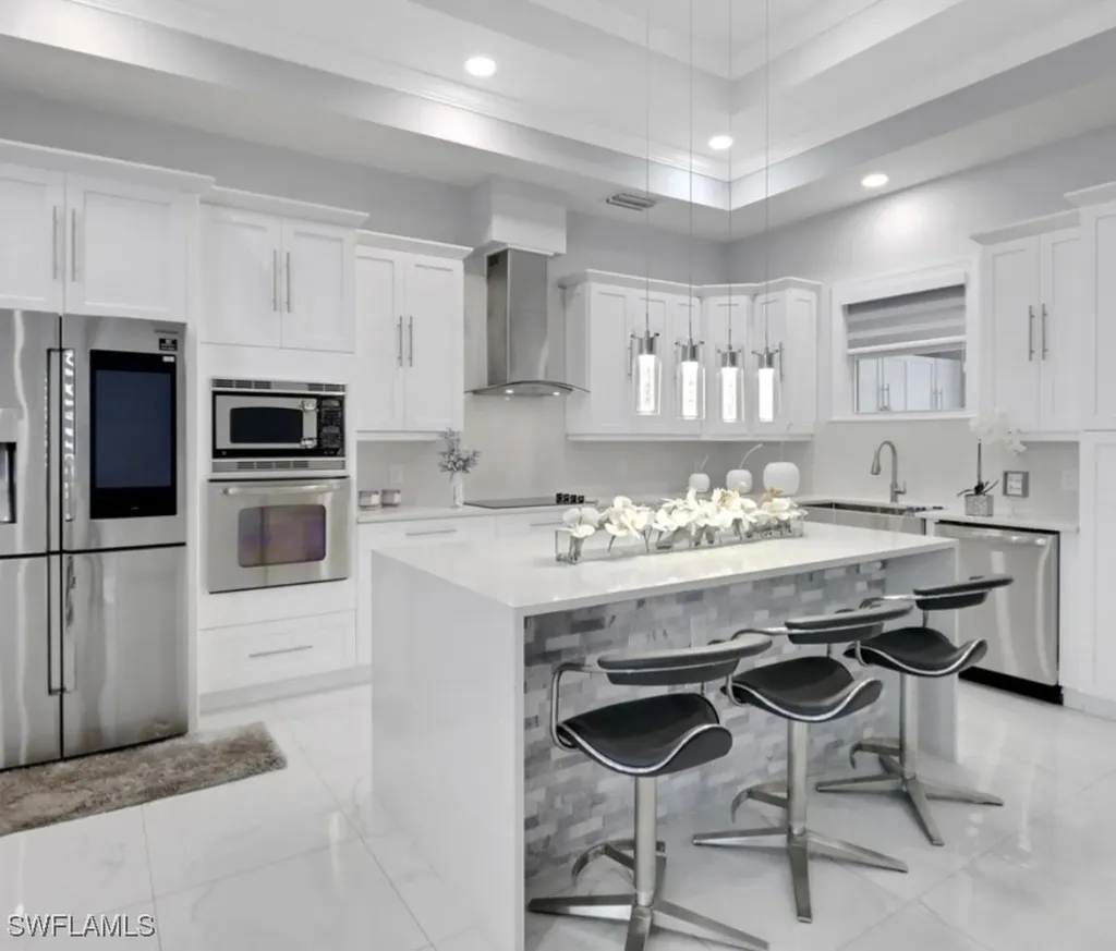 2394 45th Avenue NE Naples FL 34120
