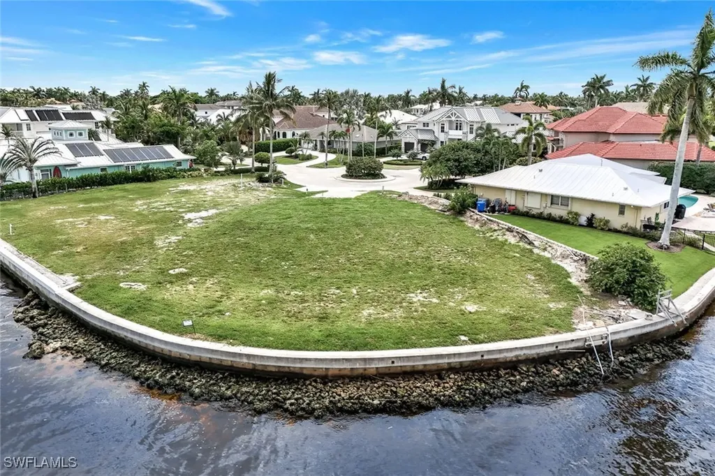 1303 Marlin Drive Naples FL 34102