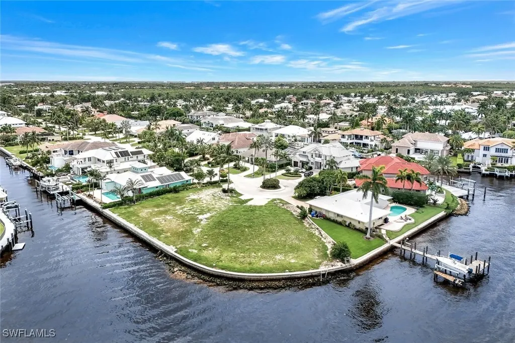 1303 Marlin Drive Naples FL 34102