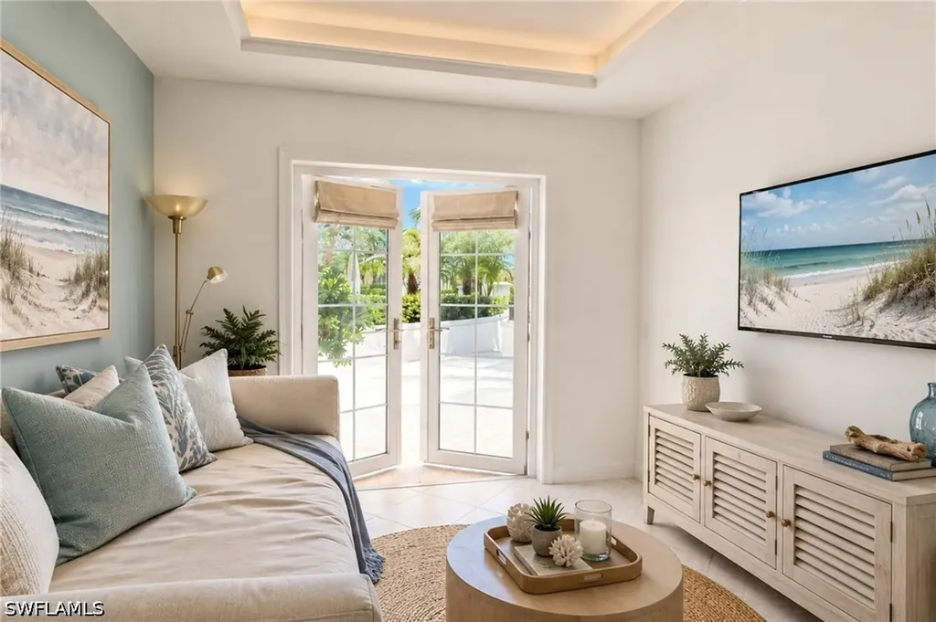 8473 Bay Colony Drive Naples FL 34108
