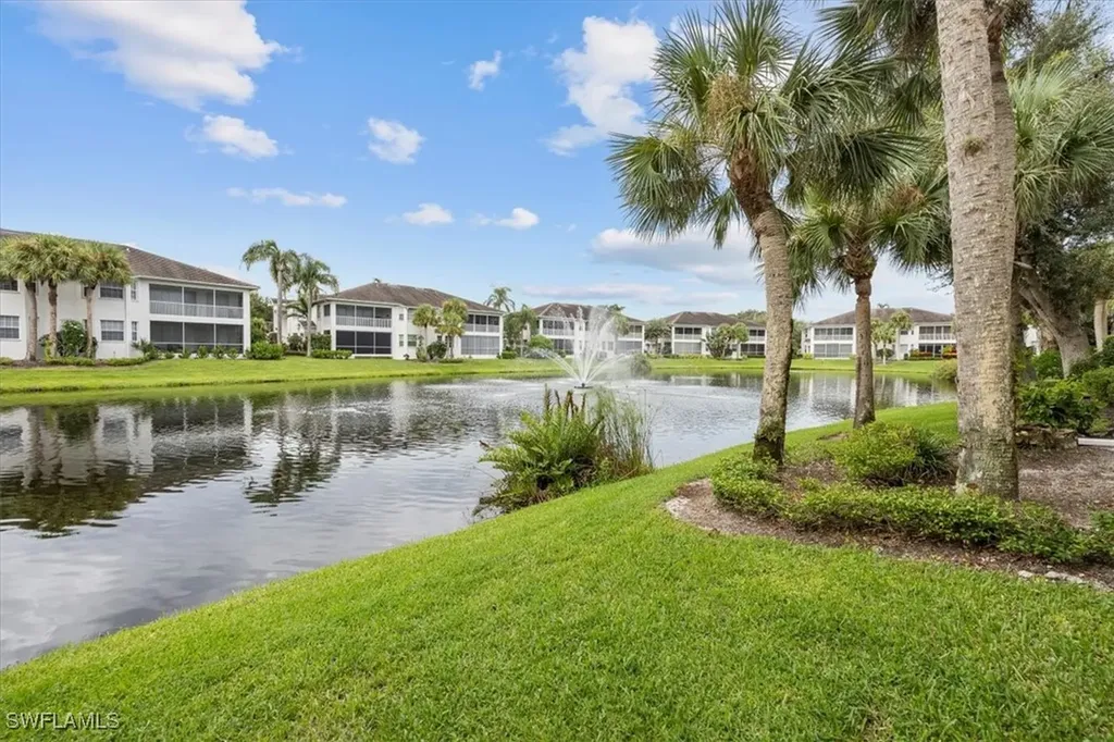 5060 Yacht Harbor Circle Naples FL 34112