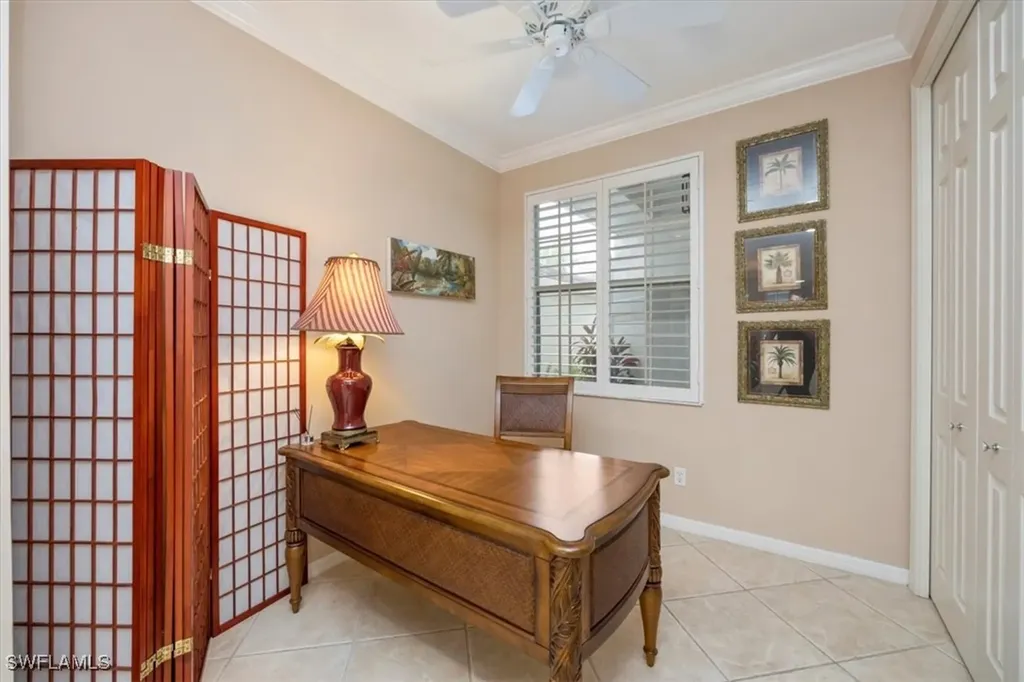 5060 Yacht Harbor Circle Naples FL 34112