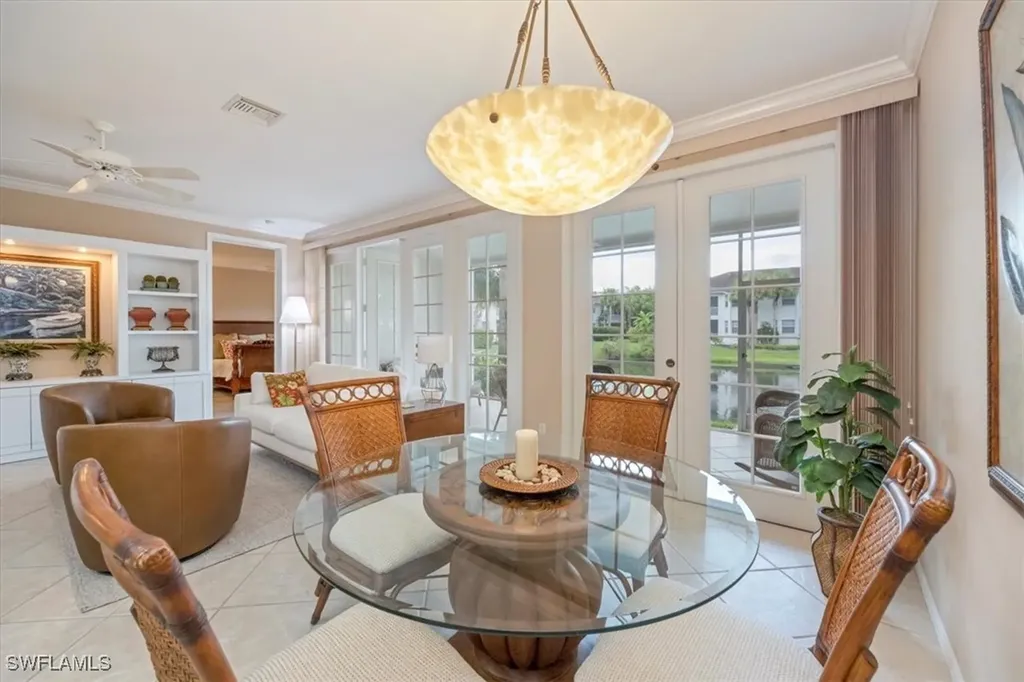 5060 Yacht Harbor Circle Naples FL 34112