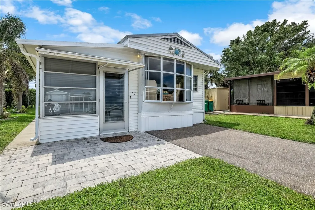 27 Jasper Drive Naples FL 34114