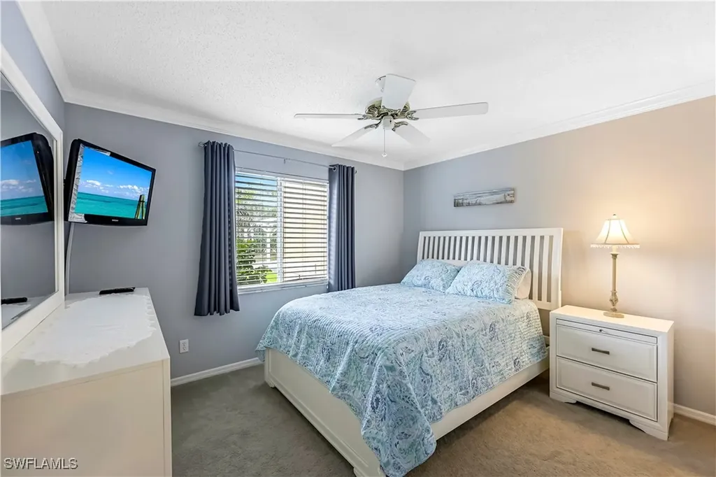 188 Furse Lakes Circle Naples FL 34104
