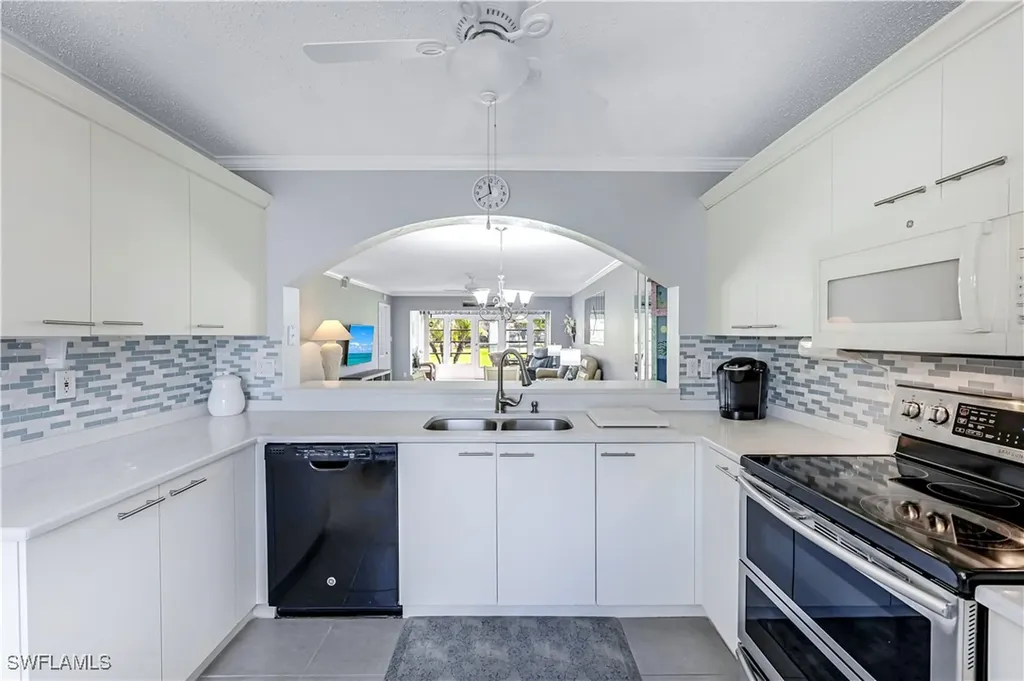 188 Furse Lakes Circle Naples FL 34104