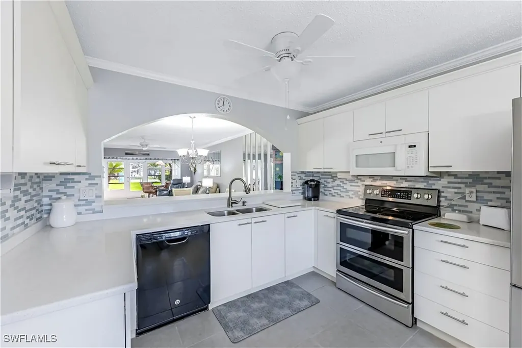188 Furse Lakes Circle Naples FL 34104