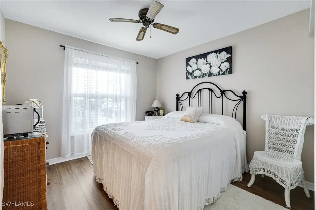 1335 Mainsail Drive Naples FL 34114