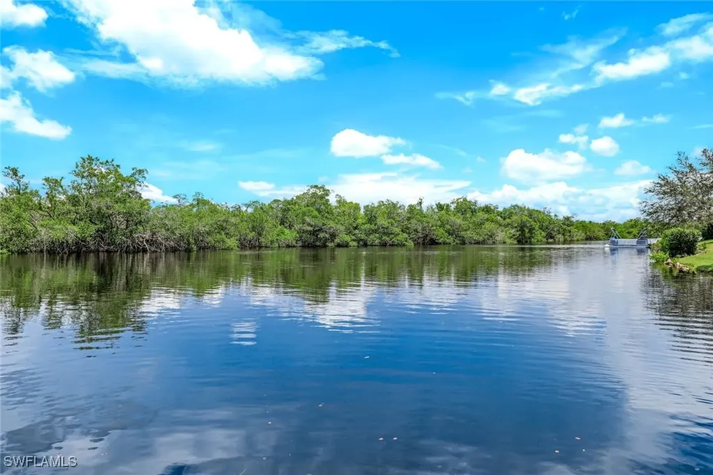 1335 Mainsail Drive Naples FL 34114