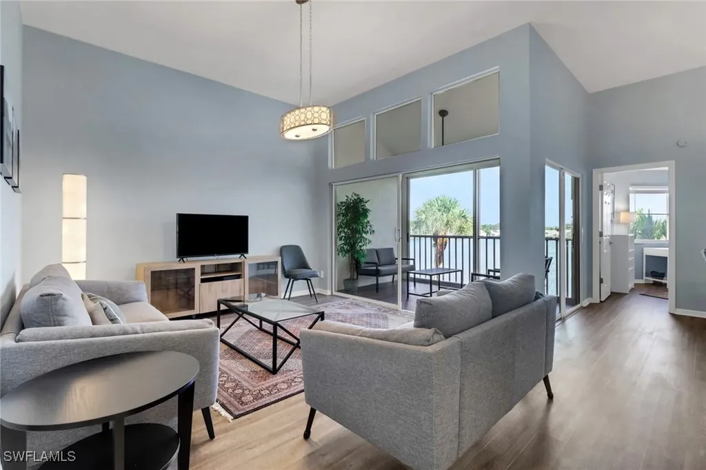 2651 Citrus Lake Drive Naples FL 34109