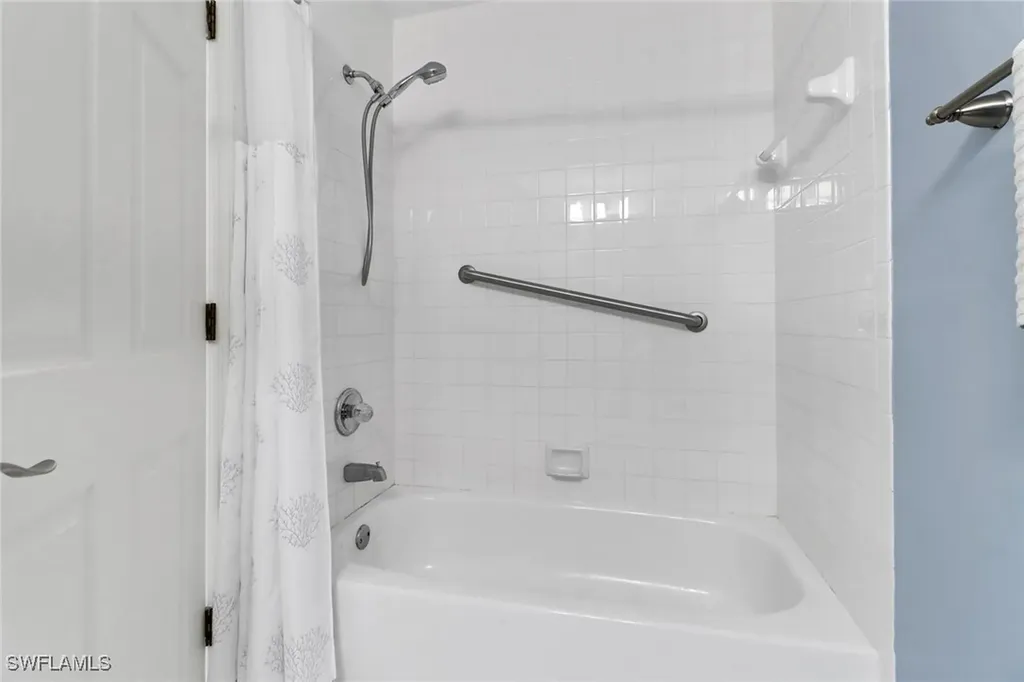 2651 Citrus Lake Drive Naples FL 34109