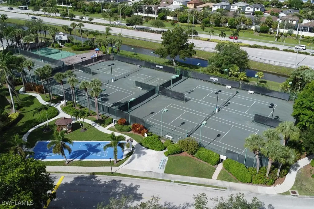 2651 Citrus Lake Drive Naples FL 34109