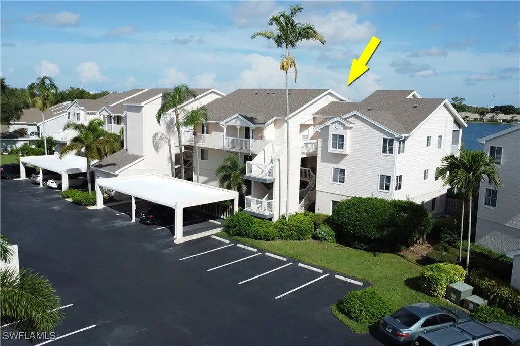 2651 Citrus Lake Drive Naples FL 34109