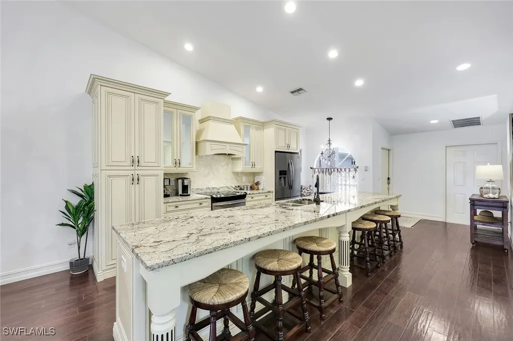 510 Captn Kate Court Naples FL 34110