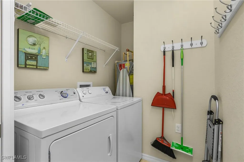 10020 Siesta Bay Drive Naples FL 34120