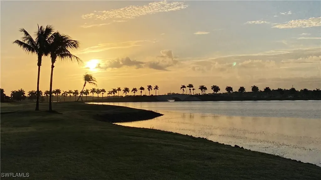 10020 Siesta Bay Drive Naples FL 34120