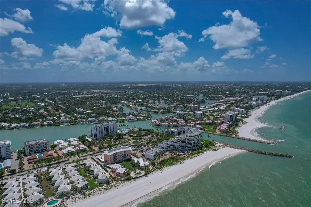 2400 Gulf Shore Boulevard N Naples FL 34103