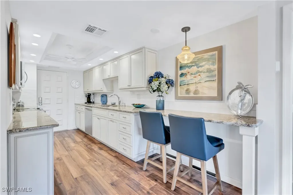 2400 Gulf Shore Boulevard N Naples FL 34103