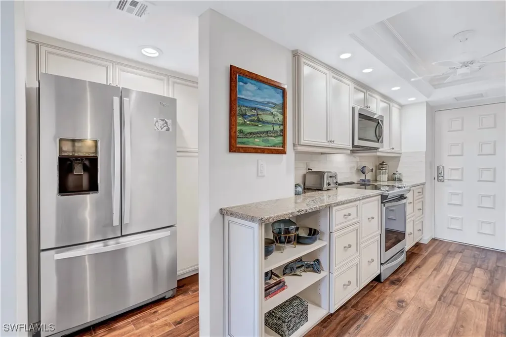 2400 Gulf Shore Boulevard N Naples FL 34103