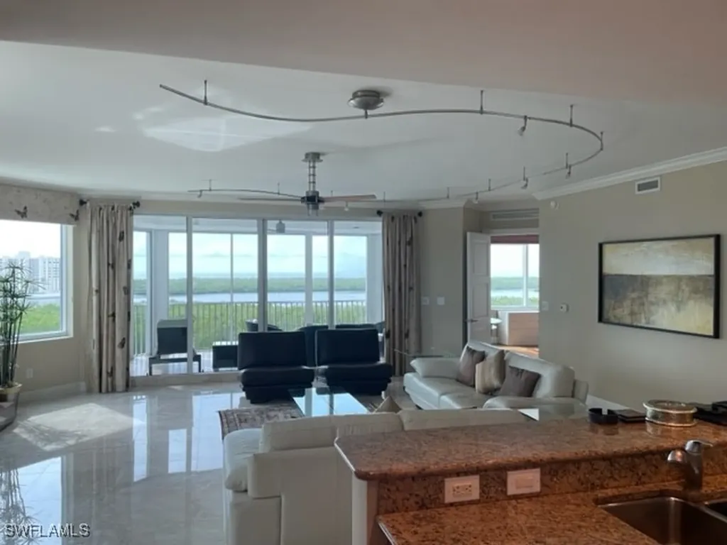 265 Indies Way Naples FL 34110