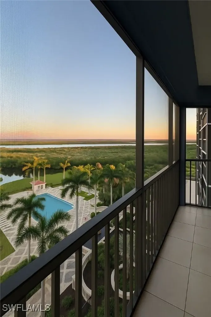 1060 Borghese Lane Naples FL 34114