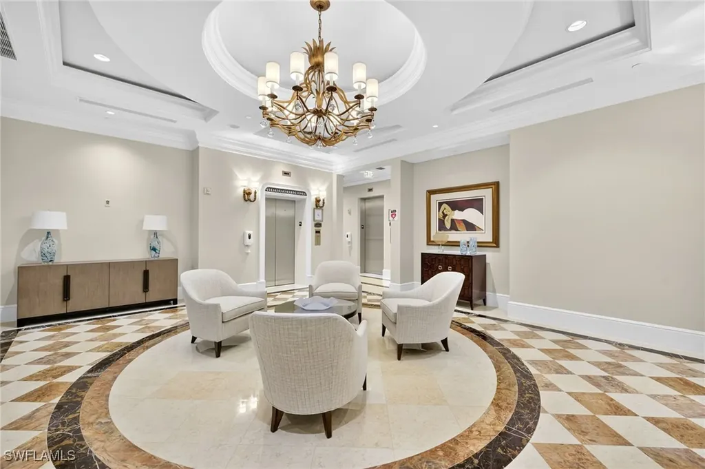 1060 Borghese Lane Naples FL 34114