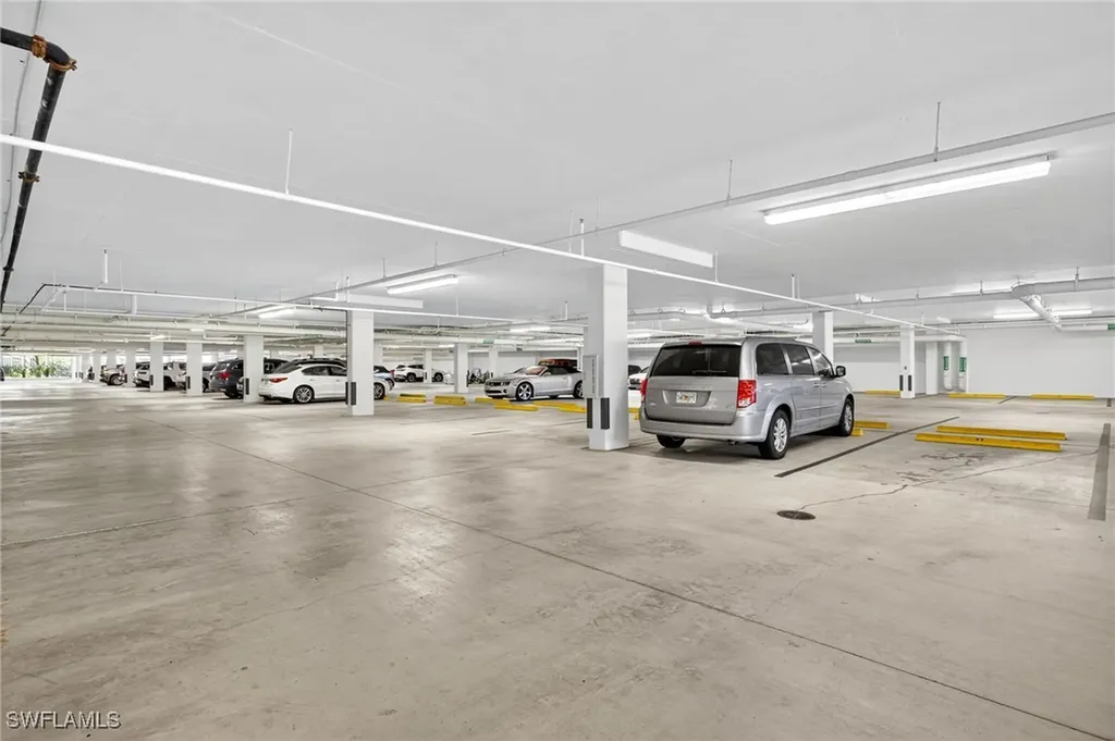 1060 Borghese Lane Naples FL 34114