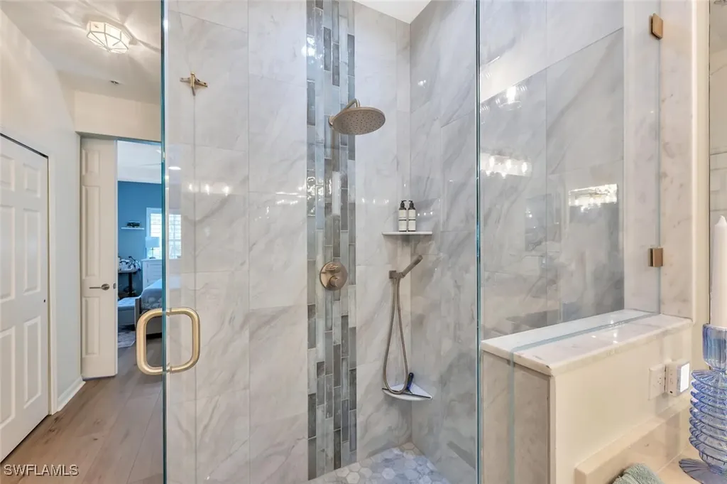 4833 Hampshire Court Naples FL 34112