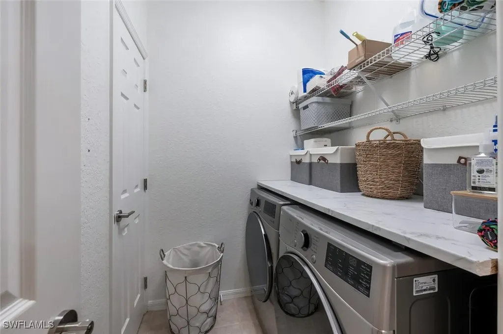 4833 Hampshire Court Naples FL 34112