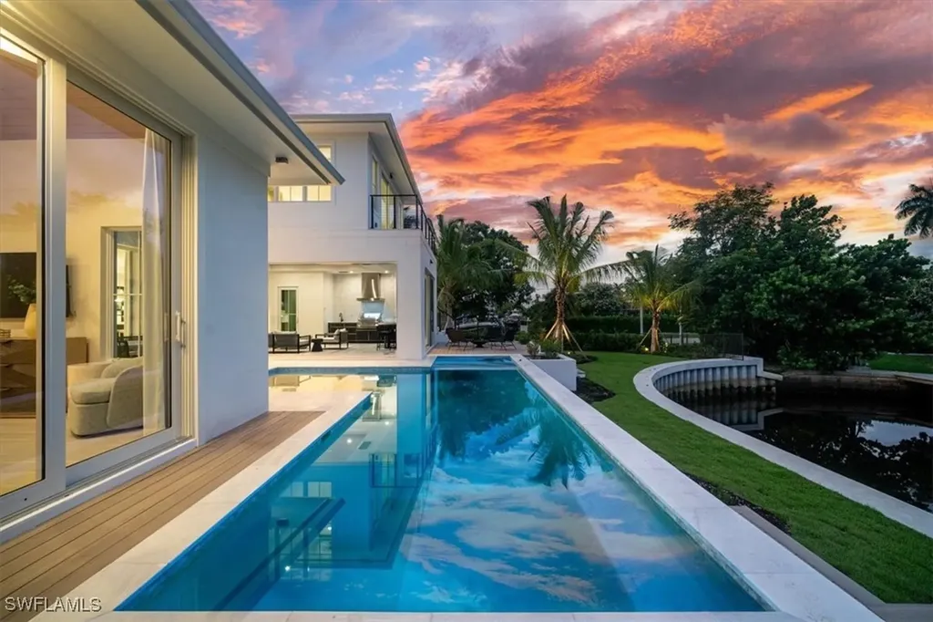 1645 Bonita Court Naples FL 34102