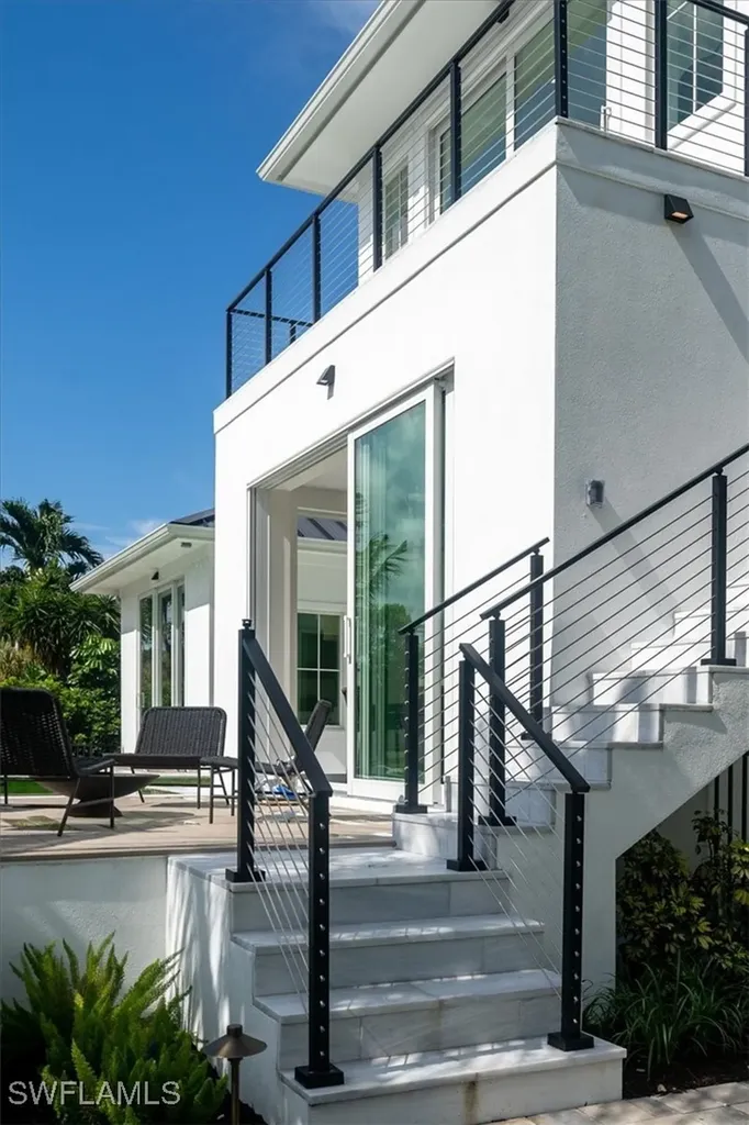 1645 Bonita Court Naples FL 34102