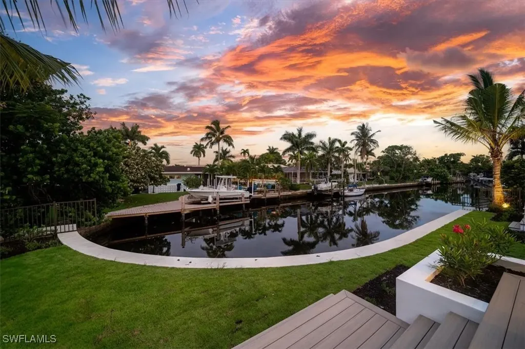 1645 Bonita Court Naples FL 34102