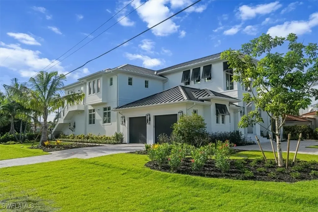 1645 Bonita Court Naples FL 34102
