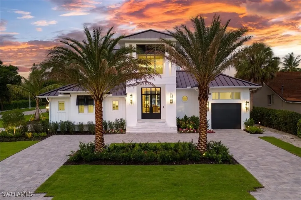 1645 Bonita Court Naples FL 34102
