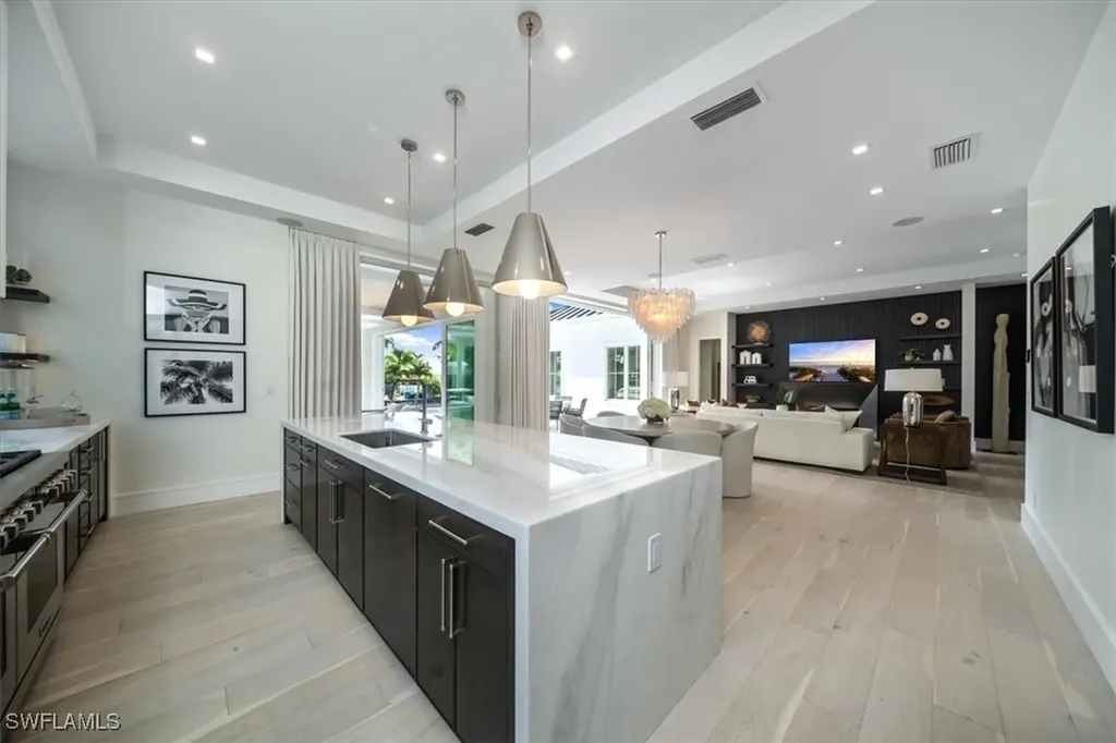 1645 Bonita Court Naples FL 34102