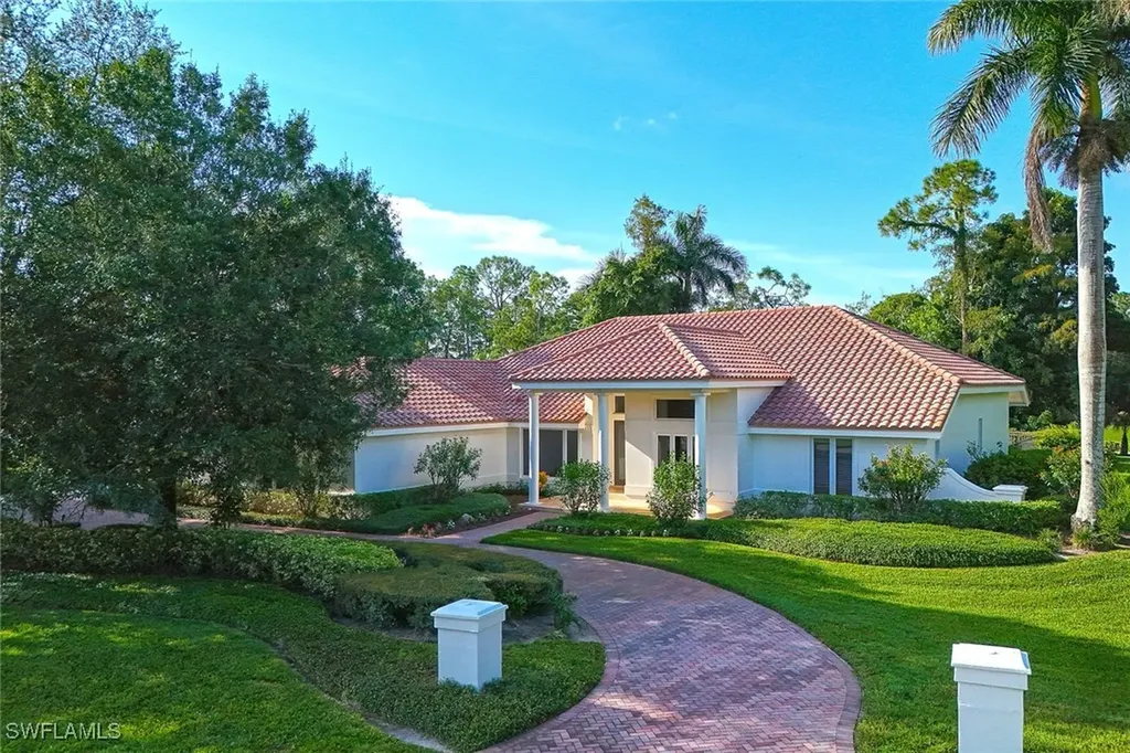 4502 Silver Fox Drive Naples FL 34119