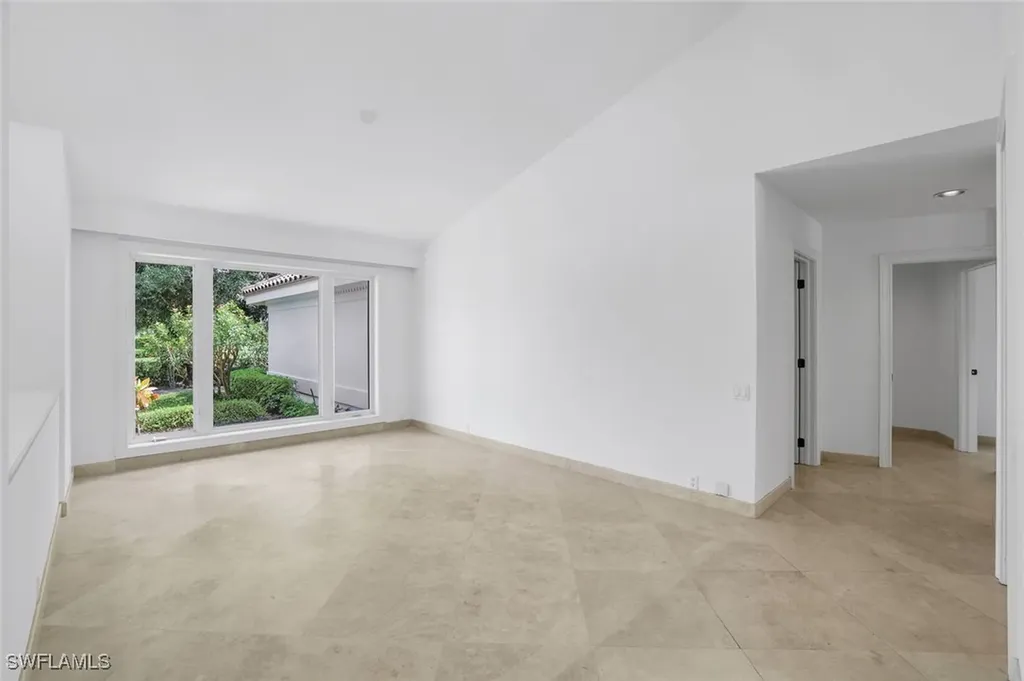 4502 Silver Fox Drive Naples FL 34119