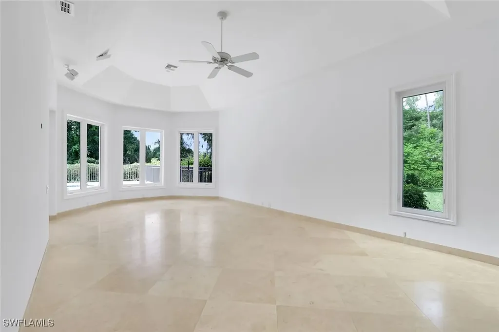4502 Silver Fox Drive Naples FL 34119