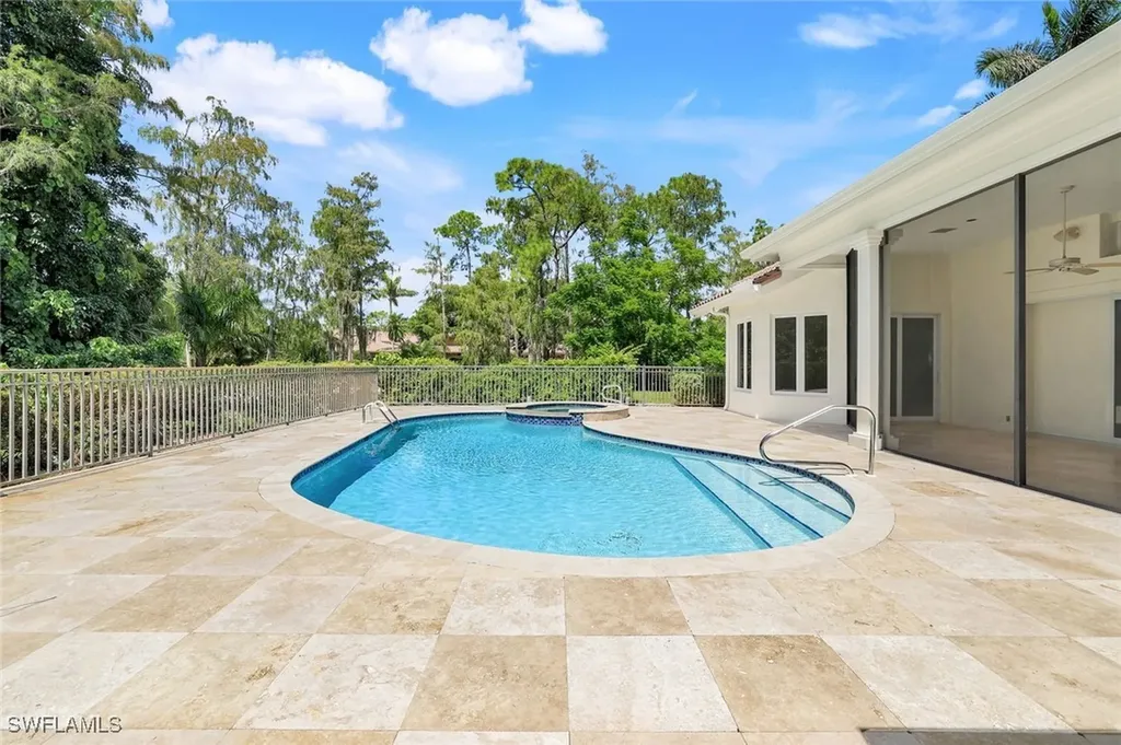 4502 Silver Fox Drive Naples FL 34119
