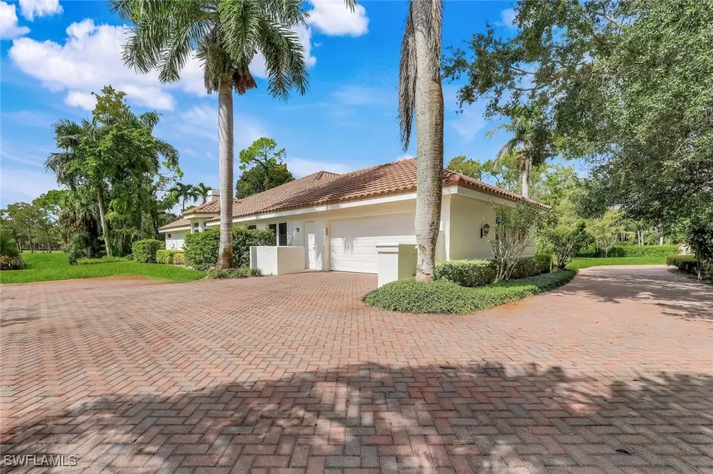 4502 Silver Fox Drive Naples FL 34119