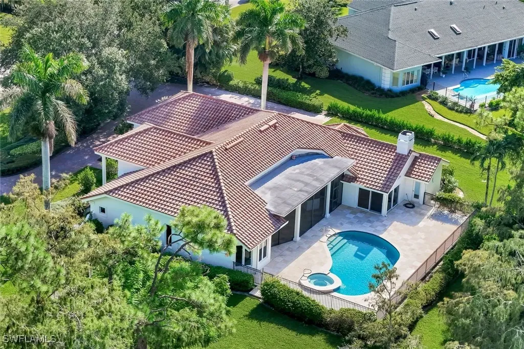 4502 Silver Fox Drive Naples FL 34119