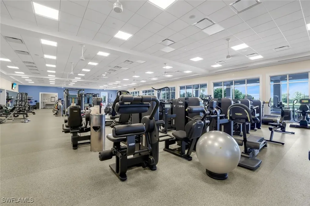 4502 Silver Fox Drive Naples FL 34119