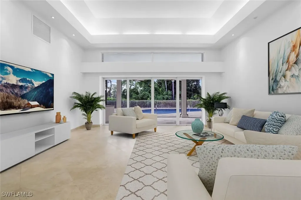 4502 Silver Fox Drive Naples FL 34119